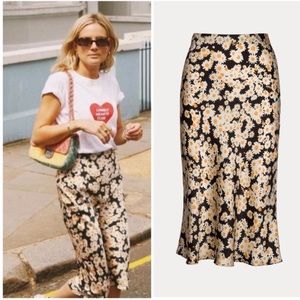 Realisation Par Naomi Silk Skirt